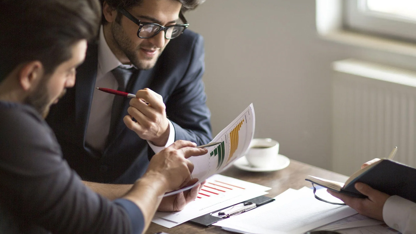 Accountant Consultation in Qatar: What It Covers & When You Need One | HLB AG